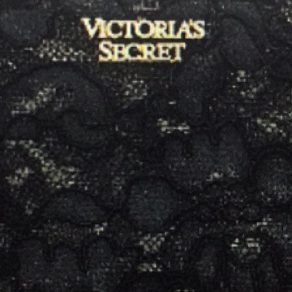 VICTORIA’S SECRET - FLORAL LACE GLAM MAKE-UP BAG - Picture 3 of 5